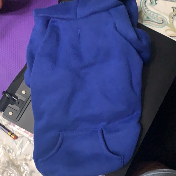 Pullover with Hood dog sweatshirt - Picture 2 of 2